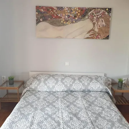 Euphoria House Case de vacanță